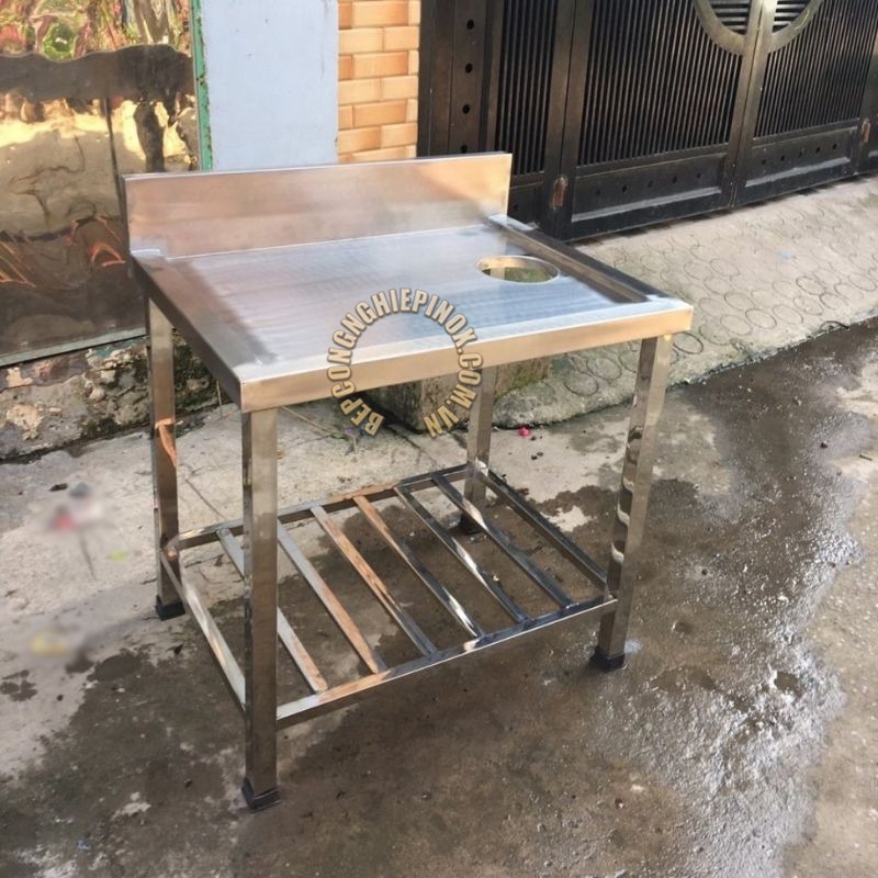 Bàn inox có lỗ xả rác giá rẻ tận xưởng