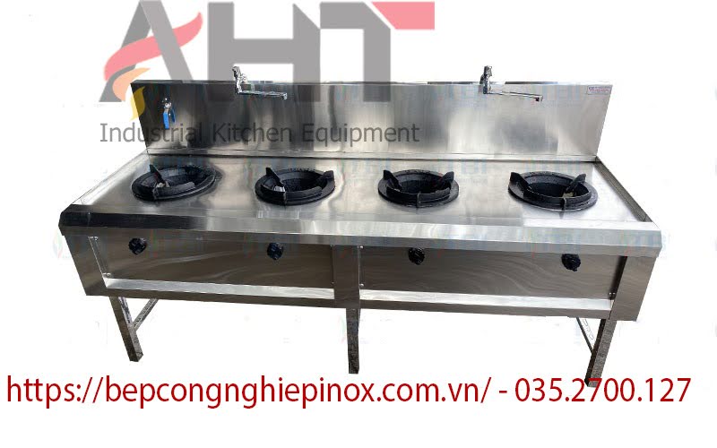 Bếp á 4 họng tại Hà Nội - Chất liệu inox 304 hoặc 201