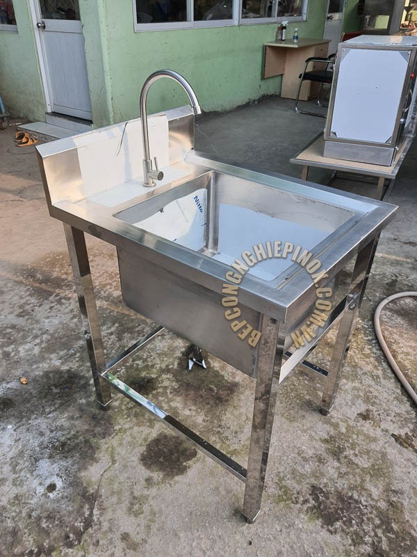 Giá chậu rửa đơn rẻ tận gốc bepcongnghiepinox
