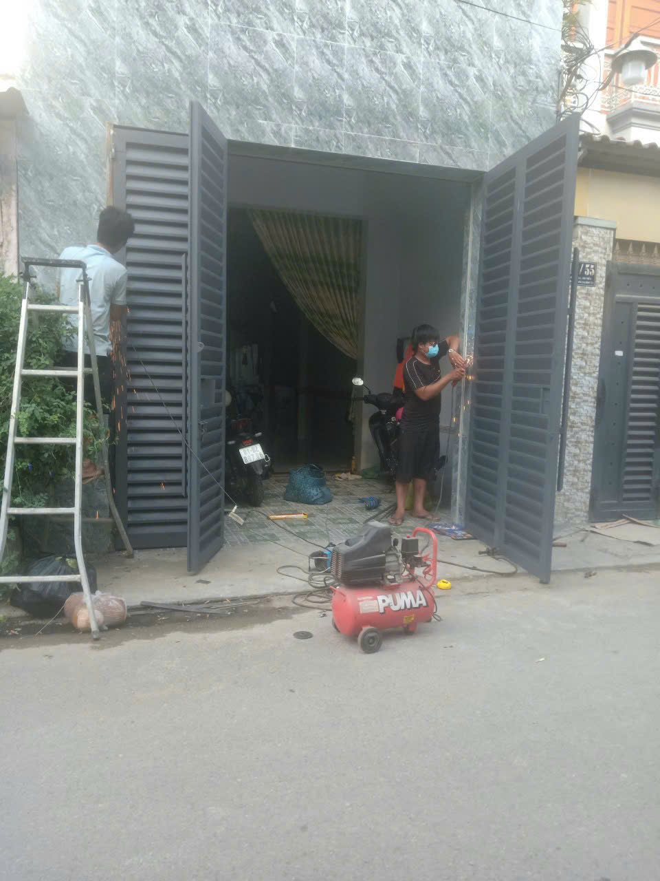 Hướng dẫn lắp đặt Cửa INOX