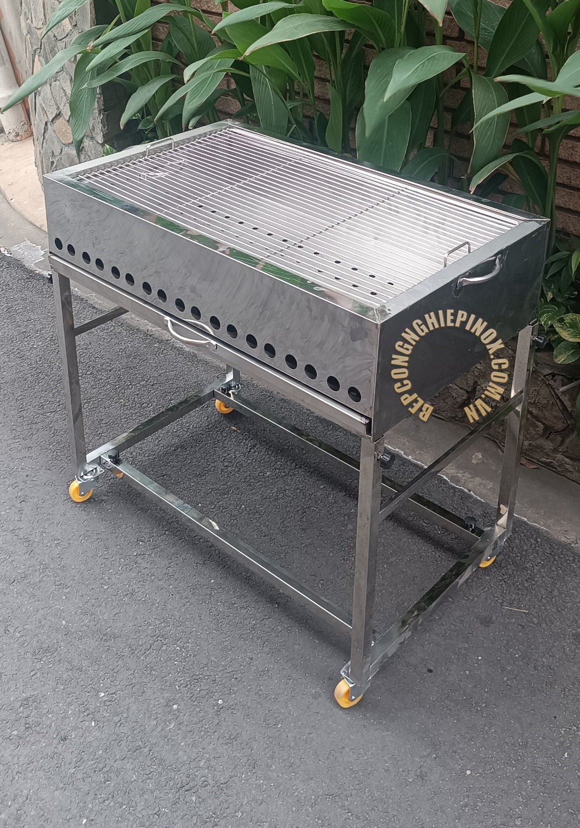 Lò nướng than hoa inox ngoài trời - có nắp