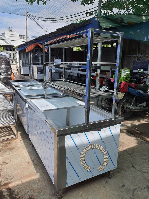 Giá thùng đá inox bao nhiêu tại bepcongnghiepinox