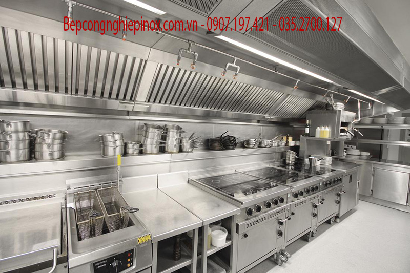 Mẫu thi công bếp công nghiệp cao cấp 2023